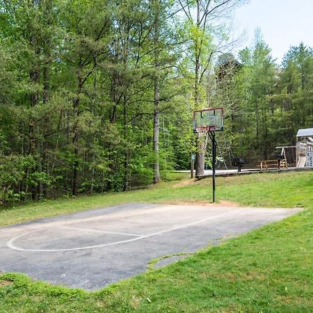 Вилла Hesed Mountain Haven Гатлинбург Экстерьер фото