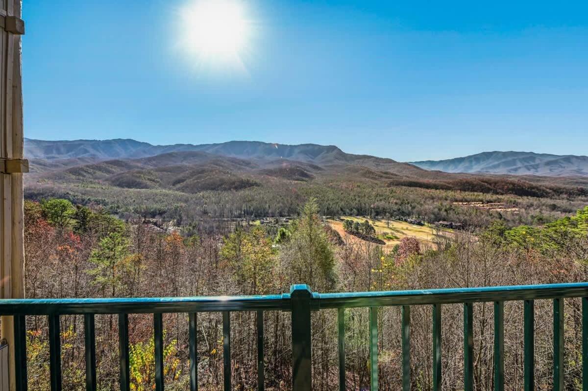 Вилла Hesed Mountain Haven Гатлинбург Экстерьер фото
