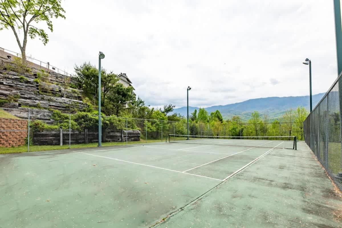 Вилла Hesed Mountain Haven Гатлинбург Экстерьер фото